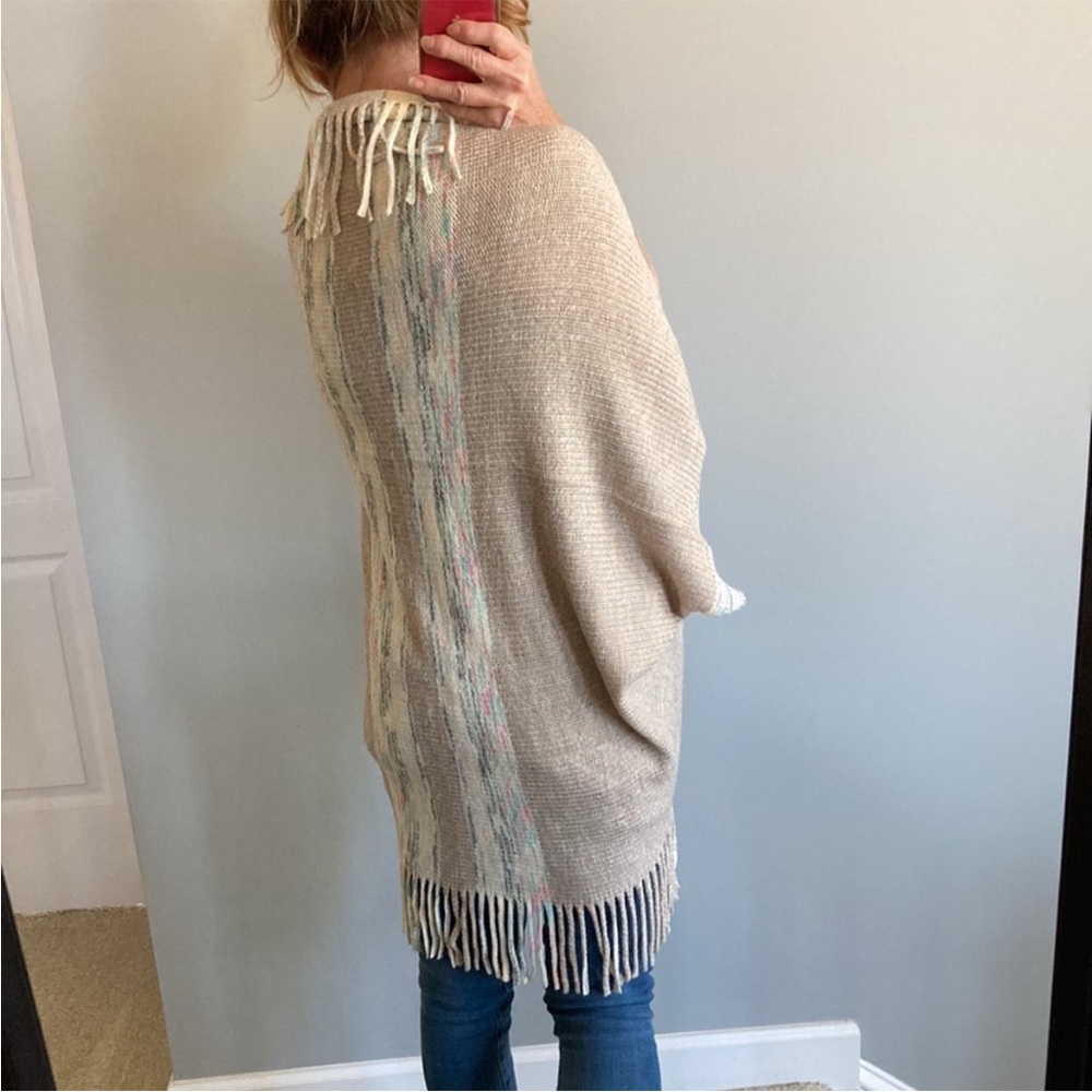 Tan Fringed Sweater Kimono/Wrap - Picture 6 of 9